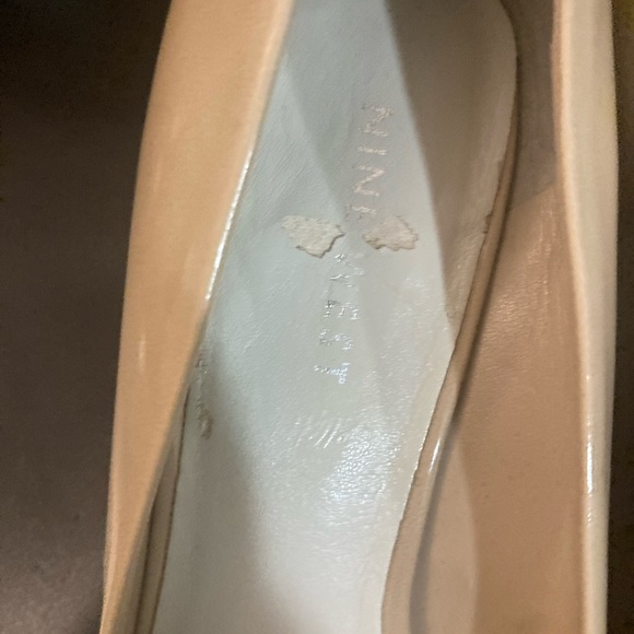 Nine West Faux Patent Taupe Heels Sz 6 - Picture 3 of 9